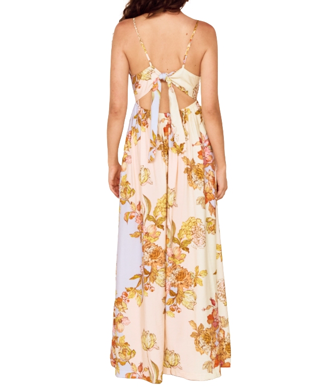 mason maxi dress Meet the Mason Maxi Dress Featuring its sumptuous silky finish in an elegant shade of green ~ Designed to effortlessly accompany you through the spring event season and so much more.